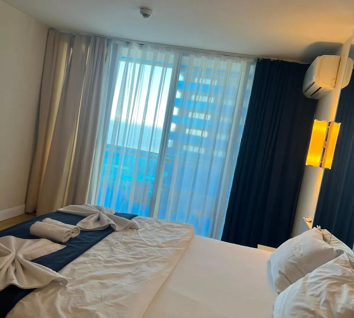 Spend Your Time In Batumi In Orbi City N9 Appart hôtel